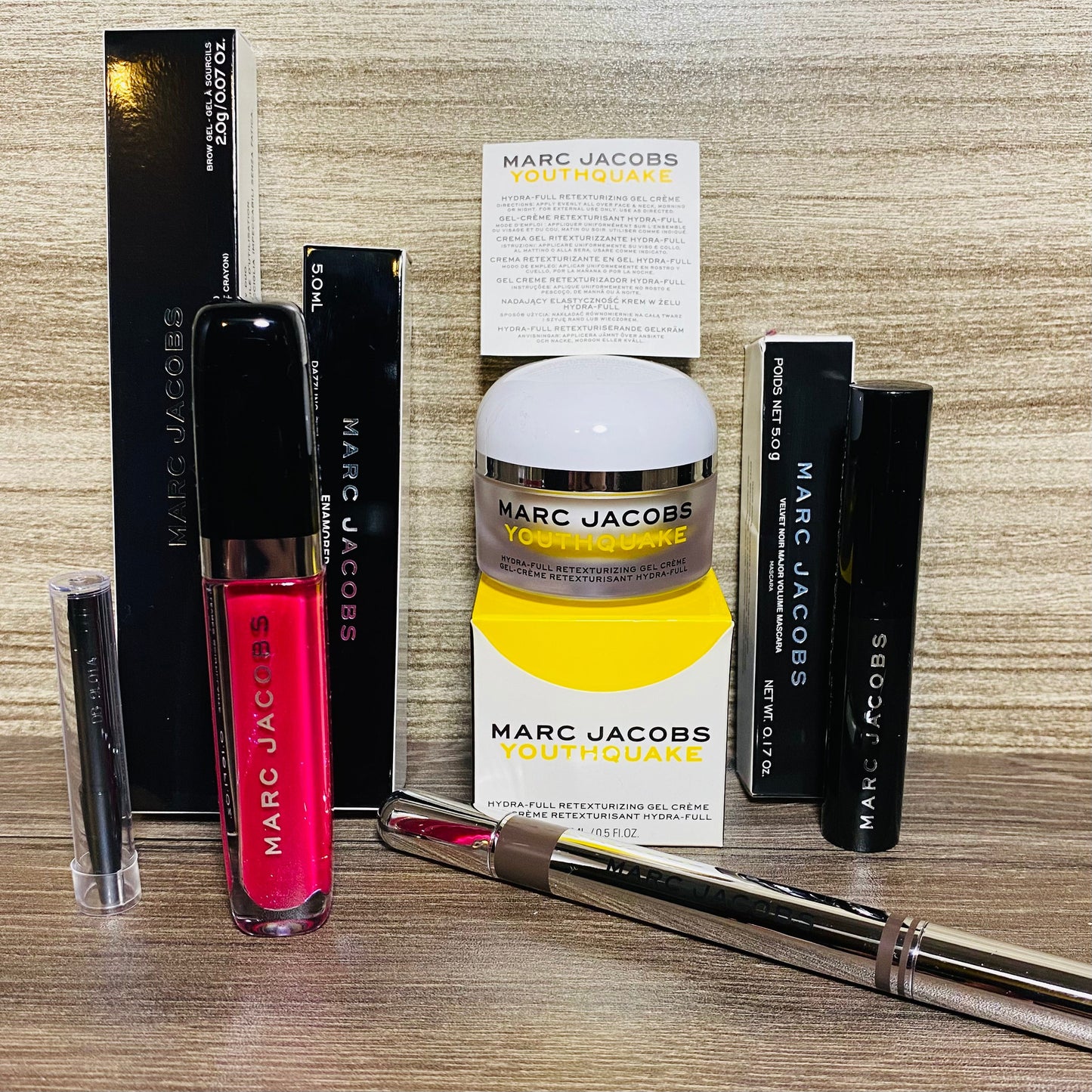 Marc Jacob’s Rare 4 piece Designer Makeup Bundle w/ Free Same Day Shipping