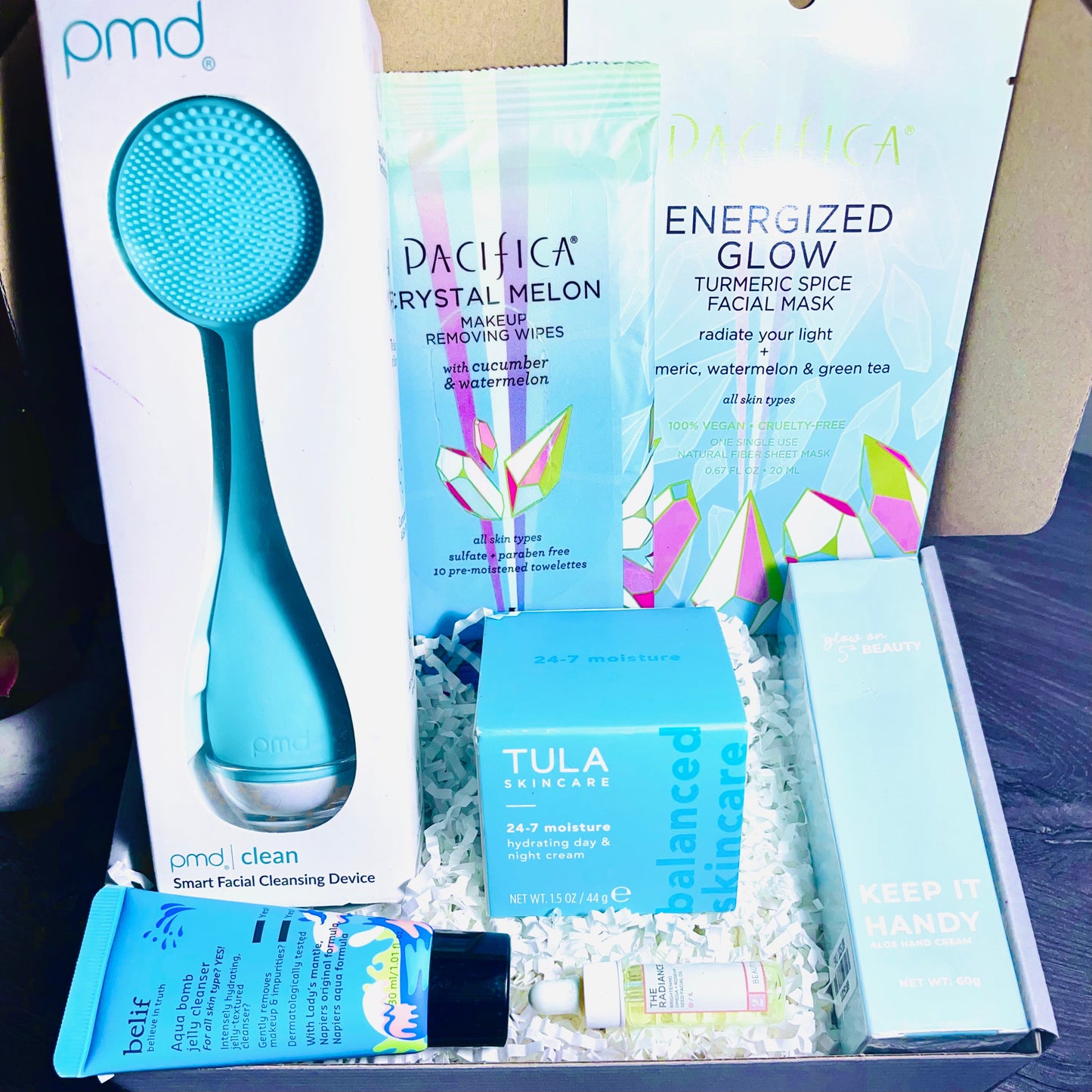 All Inclusive Spa Retreat Gift Set w/Candle, Electric Facial Tool, Moisturizer, Sheet masksp