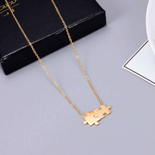 Fun jigsaw necklace with 18K gold plating