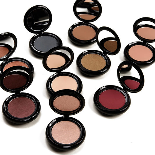 Marc Jacobs Beauty Runway OMega Gel Powder Eyeshadow Shade: Smo!ke Super size